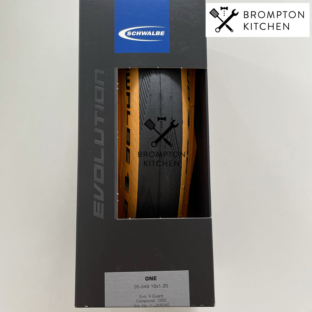 SCHWALBE ONE 35349 Tan Wall Brompton Kitchen