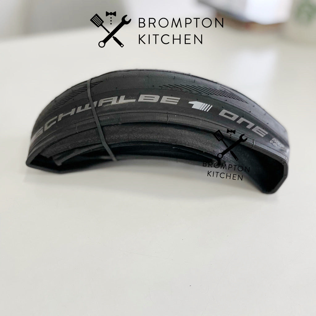 Pneu Schwalbe Marathon Brompton 35-349 Bande Réfléchissante Noir 40,6 Cm